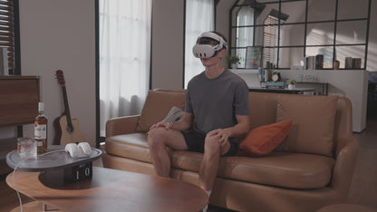 Showing how to use Meta Quest 3 battery head strap – easy setup, comfortable fit for VR sessions
